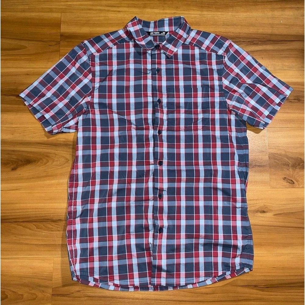 Mens Arc'teryx Plaid Button-Front Short Sleeve Casual Shirt